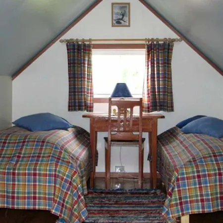 Two-bedroom Holiday In Utvik 1