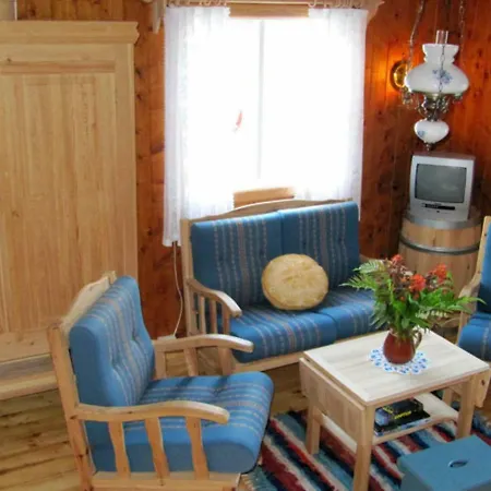 Holiday home Two-bedroom Holiday In Utvik 1 *